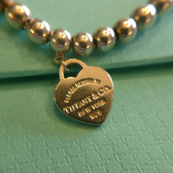 Sold!Tiffany & Co. Return to Tiffany bead bracelet - Picture 6 of 8